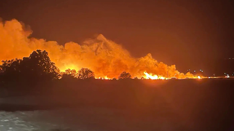 Υπό μερικό έλεγχο η πυρκαγιά στη Σάμο
