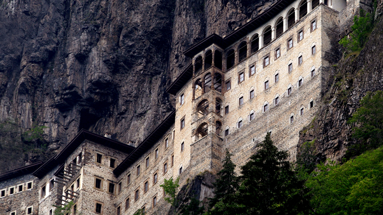 Τουρκία: Εννιάμερα της Παναγίας στη Μονή Σουμελά της Τραπεζούντας