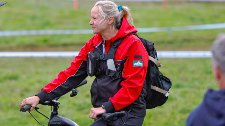 H Παγκόσμια Πρωταθλήτρια Jane Daniels βλέπει το Enduro αλλιώς…