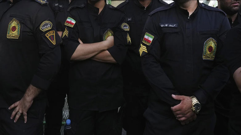 Ιράν: Αστυνομικός σκοτώθηκε από «ενόπλους»