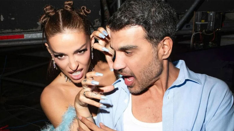 Ελένη Φουρέιρα: Πίνει ρακές και χορεύει ξέφρενα σε κρητικό γλέντι με τον Παντελή Τουτουντζή και τον κουμπάρο της