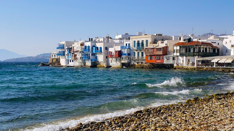 «Η ελληνική κυβέρνηση αδυνατεί να σταματήσει τη μαφία της Μυκόνου»