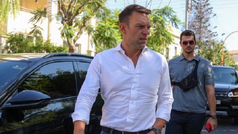 Με τις μητέρες των θυμάτων στο δυστύχημα στον ΒΟΑΚ συναντήθηκε ο Στέφανος Κασσελάκης