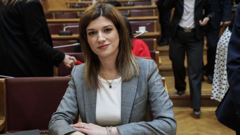 Νοτοπούλου για τις επιθέσεις στα social media: «Δέχομαι μπούλινγκ για τον τρόπο ομιλίας μου ενώ είναι γνωστή η αναπηρία μου»