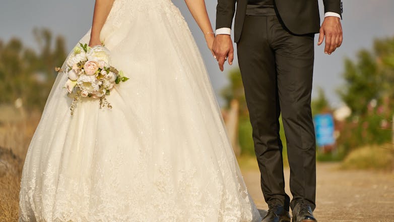 Πύργος: Γαμπρός χτύπησε τη νύφη επειδή του… πάτησε το πόδι