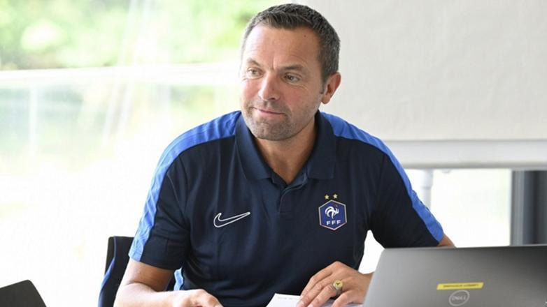 Super League: Η ανάλυση των αμφισβητούμενων φάσεων της 2ης αγωνιστικής από τον Λανουά