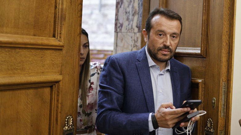 Νέος πρόεδρος της Κοινοβουλευτικής Ομάδας του ΣΥΡΙΖΑ ο Νίκος Παππάς