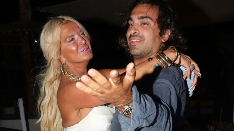 Μαρίνα Σταυράκη: Ο ξέφρενος χορός σε πάρτι στη Μύκονο