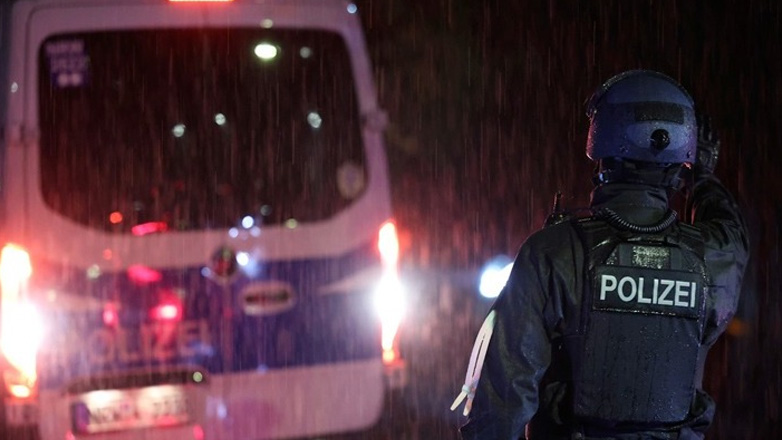 Γερμανία: Νεκρός από αστυνομικά πυρά άνδρας οπλισμένος με μαχαίρια