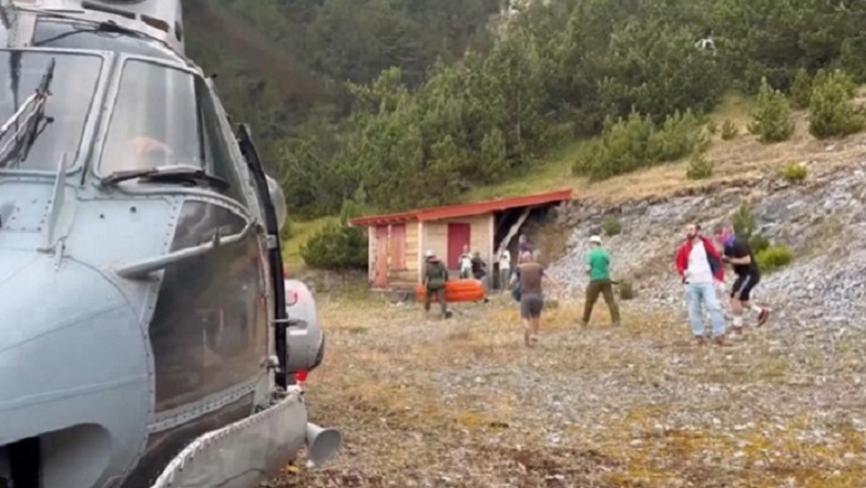 Διάσωση 63χρονης τραυματία στον Όλυμπο απο ελικόπτερο Σούπερ Πούμα