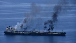 Χούθι: Θα επιτρέψουμε μόνο τη ρυμούλκηση του δεξαμενόπλοιου Sounion – Δεν υπάρχει «προσωρινή ανακωχή»