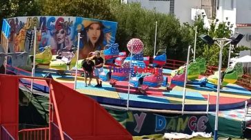 Καταδικασμένη ιδιοκτήτρια λούνα παρκ σε Χαλκίδα και Αλμυρό κέρδισε διαγωνισμό για πανηγύρι στη Λάρισα τον Σεπτέμβριο