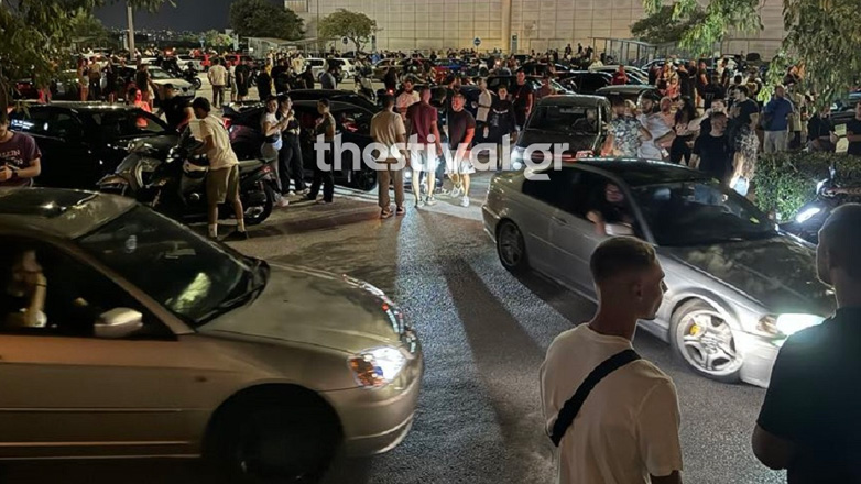Θεσσαλονίκη: Επέμβαση της ΕΛ.ΑΣ. σε συγκέντρωση «φτιαγμένων» αυτοκινήτων και μοτοσικλετών