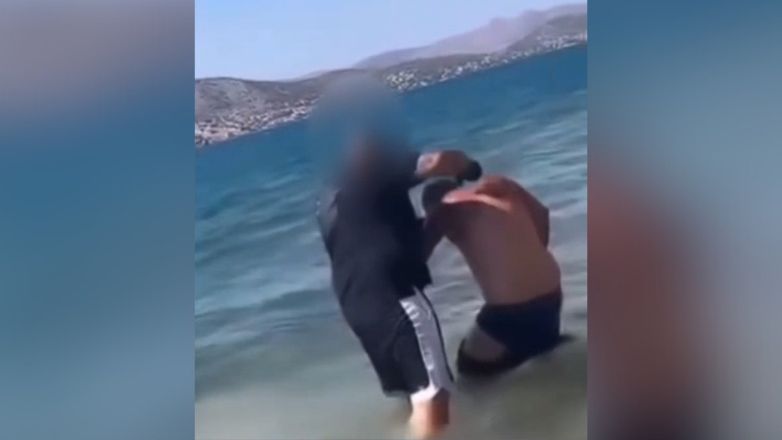 Μπαλάσκας για τον ξυλοδαρμό του επίδοξου βιαστή στη Σαλαμίνα: «Θα κινηθούν διαδικασίες για το μη σύννομο της υπόθεσης»