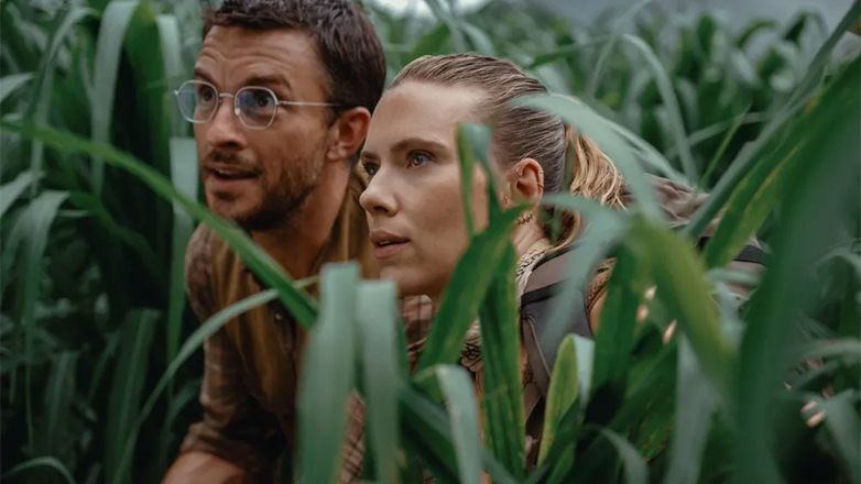 Μία πρώτη ματιά από το «Jurassic World Rebirth», με τη Σκάρλετ Γιόχανσον και τον Τζόναθαν Μπέιλι