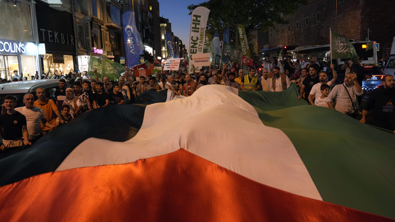 Κωνσταντινούπολη: Διαδήλωση διαμαρτυρίας για τον θάνατο του Χανίγια