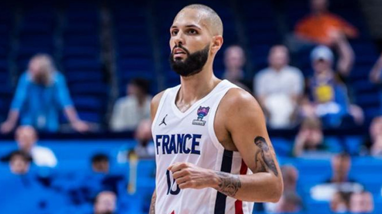 Δυνατά στο «κόλπο» για τον Εβάν Φουρνιέ ο Ολυμπιακός