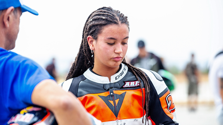 Εκπληκτική η 14χρονη Αντωνία Κορρέ – Tonia27 στην πίστα Pleven της Βουλγαρίας