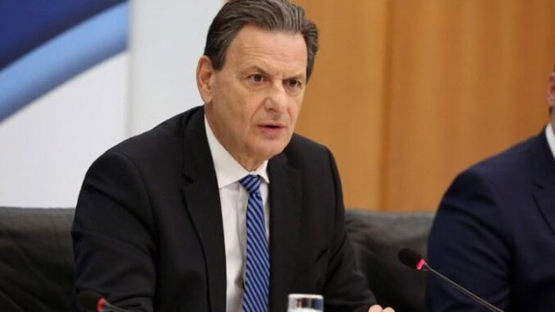 Βόλος: Kυβερνητικό κλιμάκιο υπό τον Θ. Σκυλακάκη στον Βόλο για ενημέρωση πάνω στο πρόβλημα με τα νεκρά ψάρια