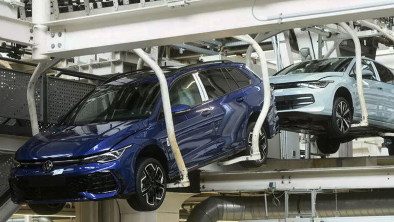 Σε δύσκολη θέση η VW – Έτοιμη να κλείσει εργοστάσια στη Γερμανία, για πρώτη φορά στην ιστορία της