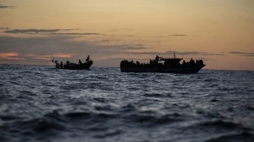 Μεταναστευτικό: Η ΜΚΟ SOS Méditerranée καταγγέλλει τη «μεγάλη» επιπλέον οικονομική επιβάρυνση από περιορισμούς της Ιταλίας