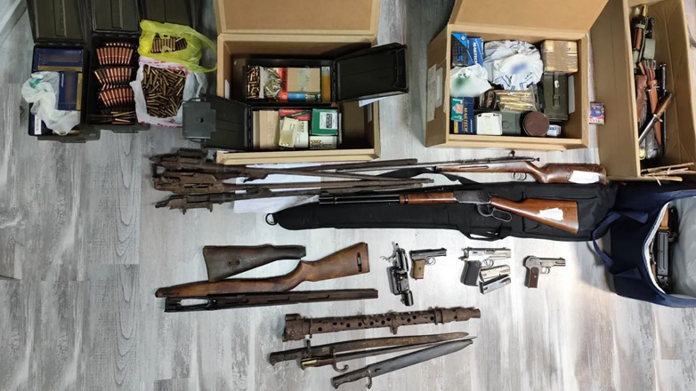 Ιωάννινα: Εντοπίστηκε και κατασχέθηκε οπλοστάσιο – Δύο συλλήψεις