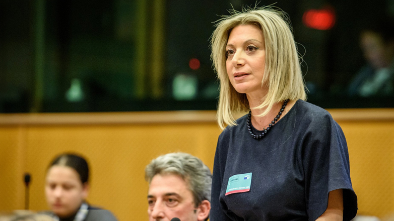 Η Μαρία Καρυστιανού καταγγέλλει τον αποκλεισμό της από την ΕΡΤ