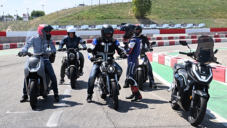 Συγκριτική δοκιμή ηλεκτροκίνητων και βενζινοκίνητων στο Misano