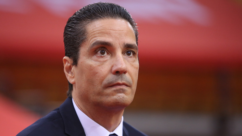 Σφαιρόπουλος: «Ο Ολυμπιακός θα αποφασίσει για το μέλλον του Πετρούσεφ»