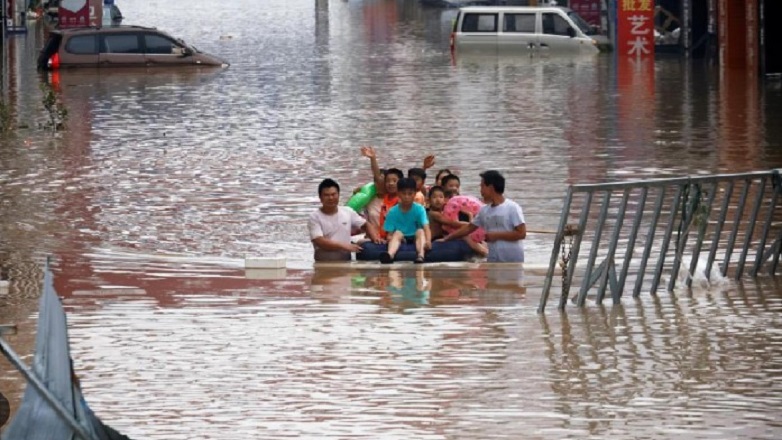Κλειστά σχολεία και αεροδρόμια ενόψει της άφιξης του υπερτυφώνα Γιάγκι στην Κίνα
