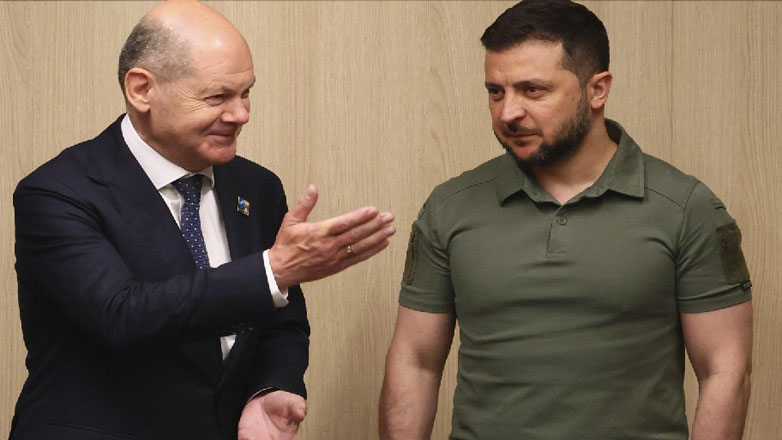 Ο πρόεδρος Ζελένσκι θα συναντηθεί αύριο με τον καγκελάριο της Γερμανίας Όλαφ Σολτς