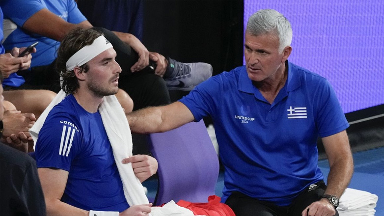 Πρώην φυσιοθεραπευτής Τσιτσιπά: «Ο πατέρας του τον αγαπάει, αλλά θέλει να ελέγχει τα πάντα και δεν αφήνει χώρο ούτε για οξυγόνο»