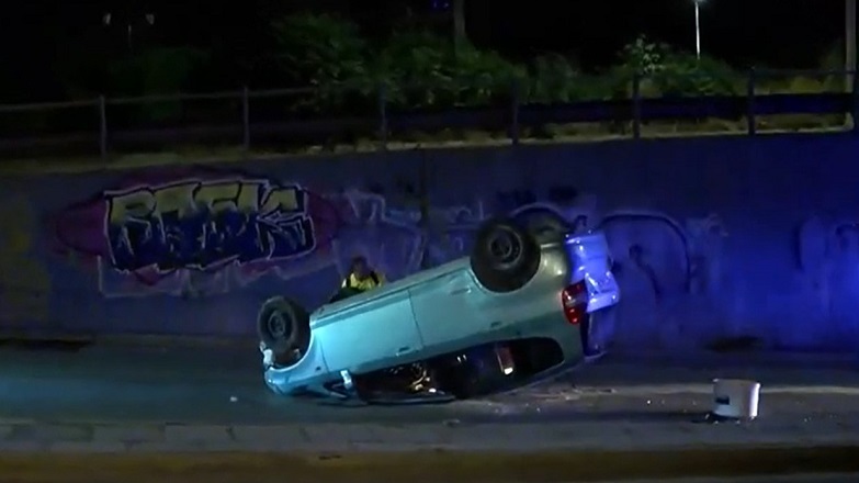 Τροχαίο ατύχημα στον Κηφισό – Αυτοκίνητο αναποδογύρισε στις Τρεις Γέφυρες