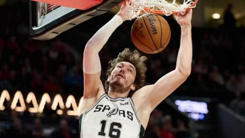 Παναθηναϊκός: Στην Αθήνα το βράδυ της Κυριακής ο Τσεντί Οσμάν