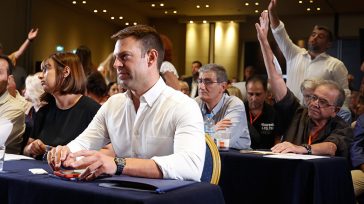 ΣΥΡΙΖΑ: Μυστική η ψηφοφορία για την πρόταση μομφής