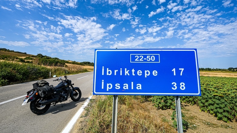 Ταξίδι – Πέντε Χώρες σε 5 Ημέρες – με την UM Renegate Commando 300