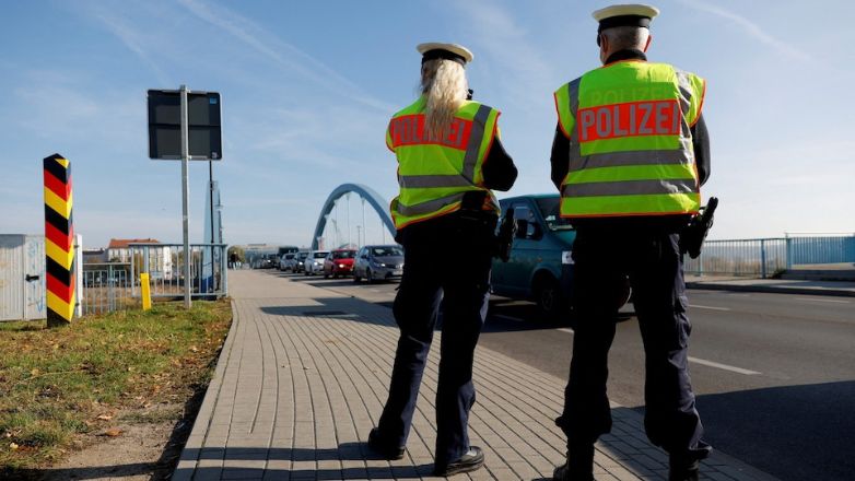 Η Γερμανία ενισχύει τους ελέγχους σε όλα τα σύνορα για την καταστολή της μετανάστευσης