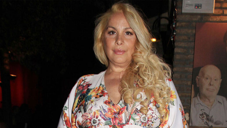 Η ανάρτηση κόλαφος της Τζένης Χειλουδάκη για τη νέα γενιά – «Μην κυκλοφορείς με φουστανάκι, αλλά το μούσι κάγκελο»