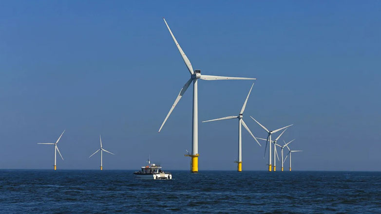 Χιλιάδες υπεράκτιες ανεμογεννήτριες θα καταστρέψουν τα hotspot διακοπών της Βρετανίας