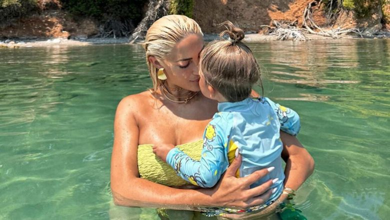 Ιωάννα Τούνη: Τι συνέβη με τον γιο της; – «Δικαιούται και ο Πάρης να έχει τις στραβές του μέρες» Ιωάννα Τούνη: Τι συνέβη με τον γιο της; – «Δικαιούται και ο Πάρης να έχει τις στραβές του μέρες»