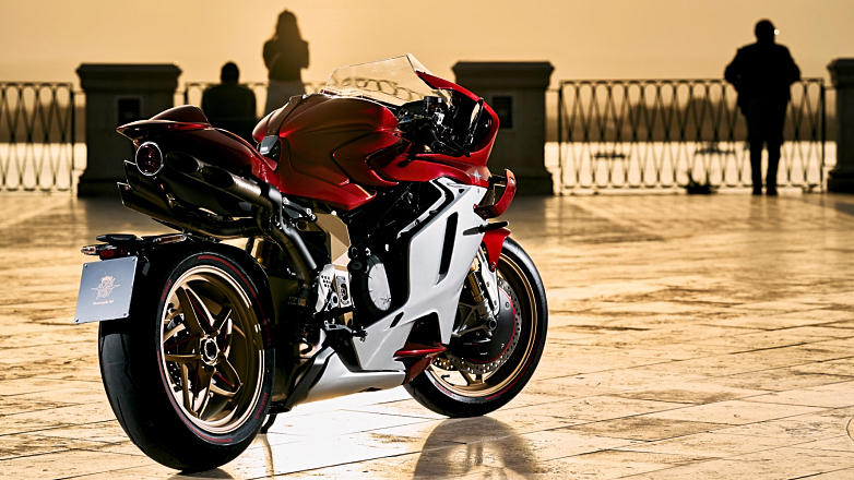 Η MV Agusta φέρνει επανάσταση στο Διεθνές φεστιβάλ κινηματογράφου της Βενετίας