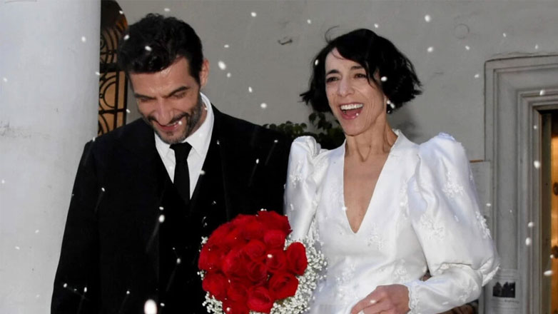 Νίκος Κουρής – Έλενα Τοπαλίδου: «Πληρώνουν την ασέβεια» υποστηρίζει ιερέας για τα δημοσιεύματα περί χωρισμού τους