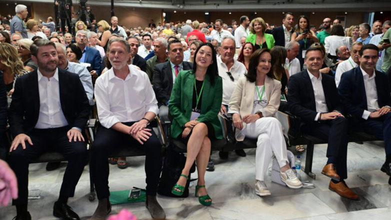 Το πολιτικό τους πρόγραμμα παρουσίασαν οι έξι διεκδικητές της προεδρίας του ΠΑΣΟΚ