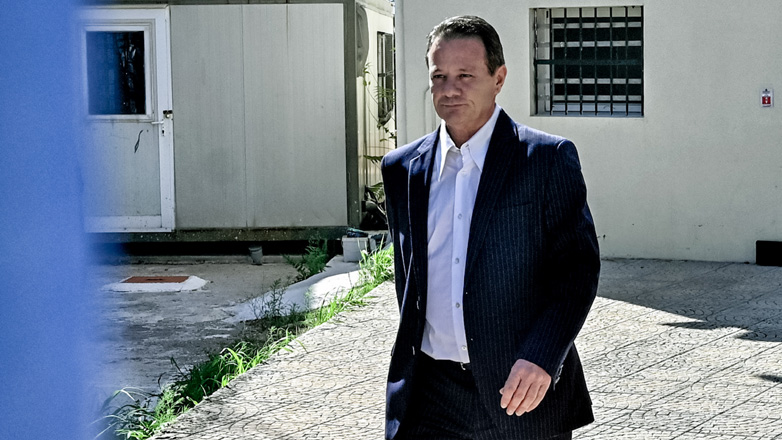 Απόστολος Λύτρας: Στα μπουζούκια μετά την αποφυλάκισή του