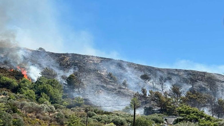 Υπό έλεγχο η φωτιά στα Μαριτσά της Ρόδου