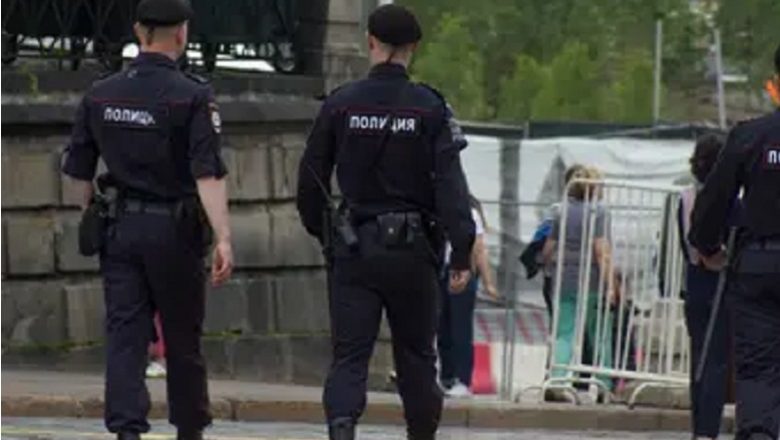 Σοκ από επίθεση σε σχολείο στη Ρωσία, που εξαπέλυσε μαθητής, οπλισμένος με σφυρί Σοκ από επίθεση σε σχολείο στη Ρωσία, που εξαπέλυσε μαθητής, οπλισμένος με σφυρί