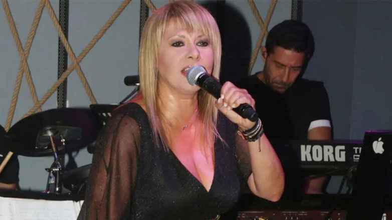 Βαρύ πένθος για την Ελένη Καρουσάκη – Πέθανε ο πατέρας της, Κώστας Καρουσάκης