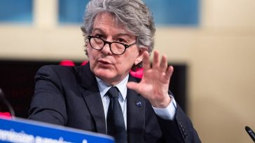 Παραιτήθηκε αιφνιδιαστικά από την Κομισιόν ο Τιερί Μπρετόν