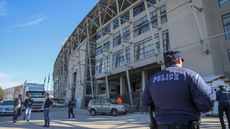 Συνελήφθησαν πέντε υπάλληλοι της ασφάλειας του γηπέδου της Τούμπας – Έβαζαν μέσα οπαδούς χωρίς εισιτήριο