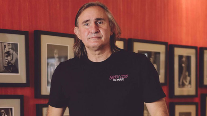 Τροχαίο ατύχημα για τον ηθοποιό Άκη Σακελλαρίου